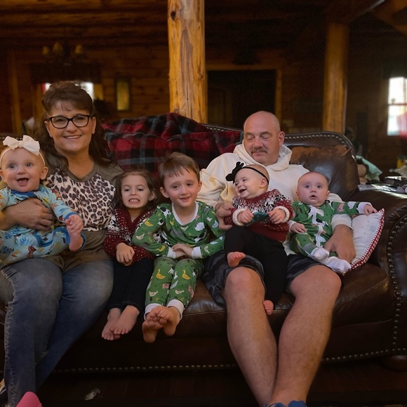 Meet your Posher, Brenda - Picture 2 of 2